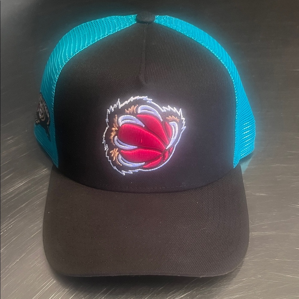 Memphis Grizzlies Black & Teal Trucker Hat with Embroidered Logo